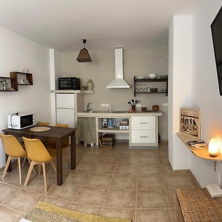 Tiyoweh Apartment Nerja Exterior photo