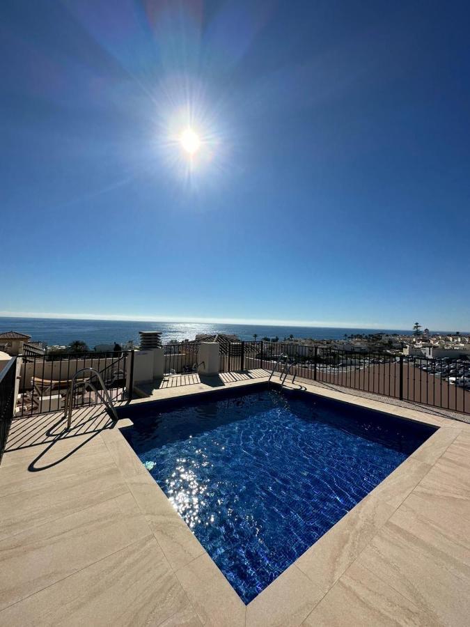 Tiyoweh Apartment Nerja Exterior photo