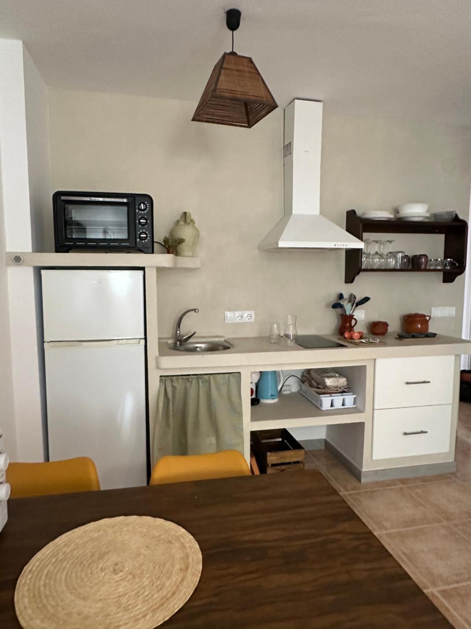 Tiyoweh Apartment Nerja Exterior photo